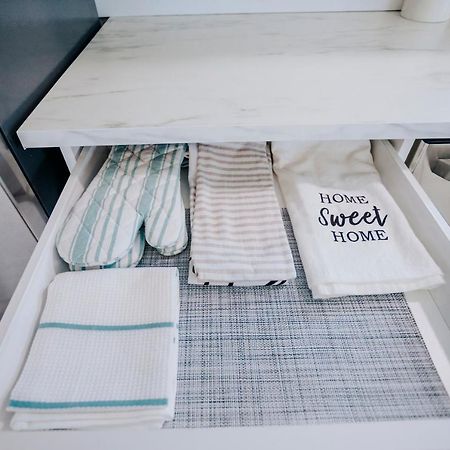 Modern & Cozy Stand-Alone Apartment - Perfect Stay 페인티드포스트 외부 사진